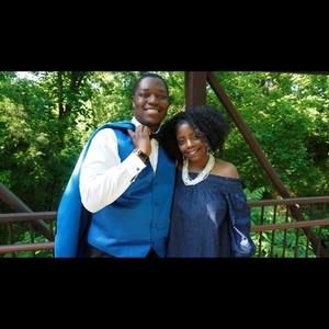 Meet your Posher, Ellis